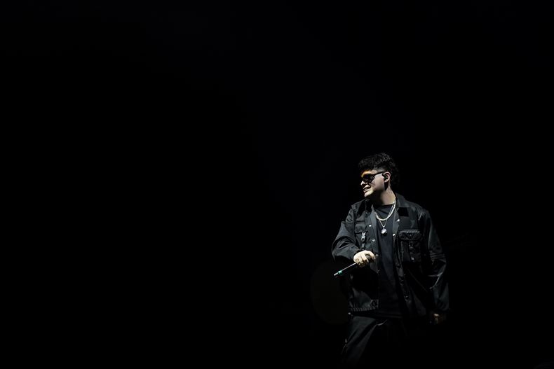 El cantante mexicano Jasiel Nuñez durante su concierto en el festival Arre en la Ciudad de México el domingo 8 de septiembre de 2024. (Foto AP/Felix Marquez)