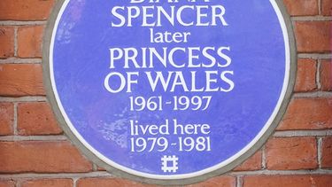 londres honra a princesa diana con placa azul