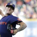 Dominante debut de Brown en blanqueada de Astros a Rangers