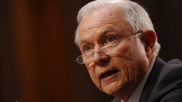 fiscal general  jeff sessions declara ante el comite de inteligencia sobre sus vinculos con rusia