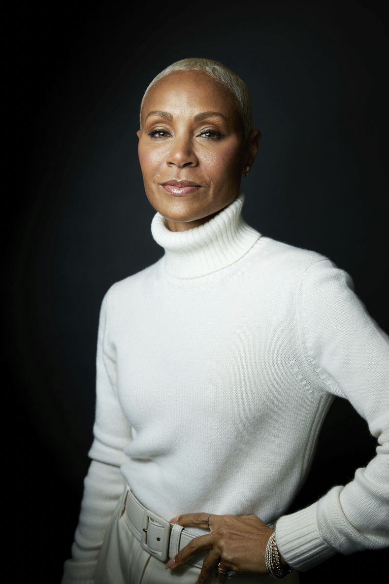 Jada Pinkett Smith posa para un retrato para promoversu libro de memorias Worthy el lunes 16 de octubre de 2023, en Nueva York. (Foto Taylor Jewell/Invision/AP)