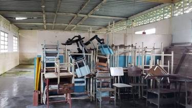 Escuelas públicas de Venezuela se debaten entre el colapso y el olvido