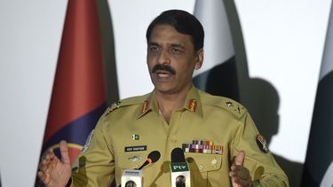 EEUU suspende la ayuda de seguridad a Pakistán