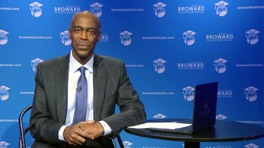 el superintendente de las escuelas de broward recomienda la fecha de reapertura para el 5 de octubre