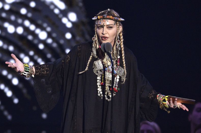 ESP-MUS_ISRAEL-MADONNA-0.jpg