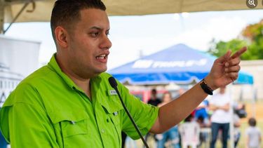 el alcalde de camuy denuncia que unos siete sectores carecen de agua potable a 16 dias de fiona