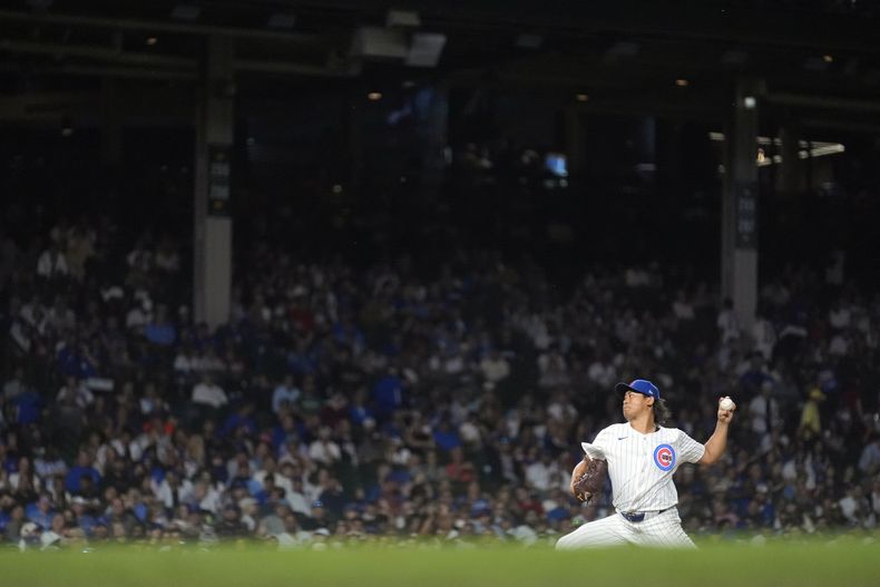 Shota Imanaga, de los Cachorros de Chicago, lanza en el juego del miércoles 4 de septiembre de 2024, ante los Piratas de Pittsburgh (AP Foto/Charles Rex Arbogast)