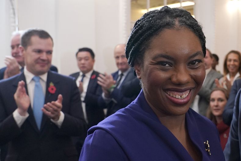 Kemi Badenoch, la nueva líder del Partido Conservador británico, en Londres el 2 de noviembre del 2024. (Foto AP/Alberto Pezzali)
