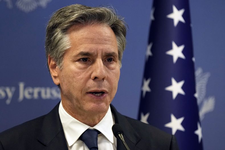 El secretario de Estado estadounidense Antony Blinken habla el martes 17 de octubre de 2023 en Tel Aviv, Israel, luego de una reunión con el primer ministro Benjamin Netanyahu. (AP Foto/Jacquelyn Martin, foto compartida)