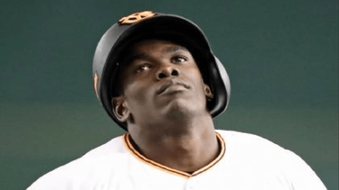 el pelotero jose adolis garcia habria desaparecido durante una escala en francia