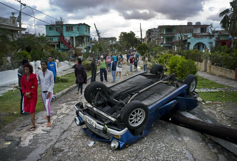 CAR-GEN_CUBA-TORNADO-0.jpg