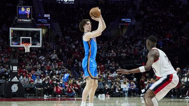 El Thunder gana 3er partido seguido tras contener a Portland