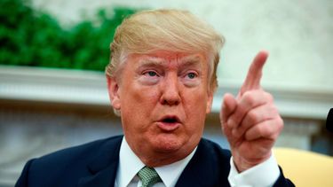 Trump cada vez más distanciado de sus propios colaboradores