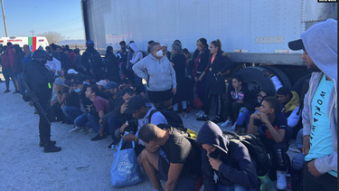 indetenible trafico de migrantes cubanos a eeuu: 16657 en febrero; capturan a 82 hacinados en un trailer