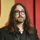 ARCHIVO - Sean Lennon aparece en la fiesta de los Oscar de Vanity Fair en Beverly Hills, California, el 10 de marzo de 2024. (Foto Evan Agostini/Invision/AP, archivo)