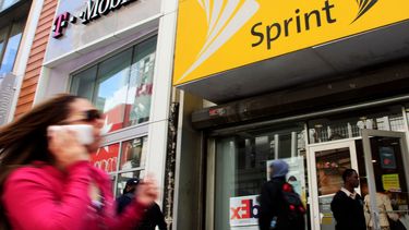 sprint y t-mobile intentaran fusionarse