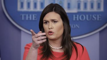 sarah sanders dejara de ser portavoz de la casa blanca