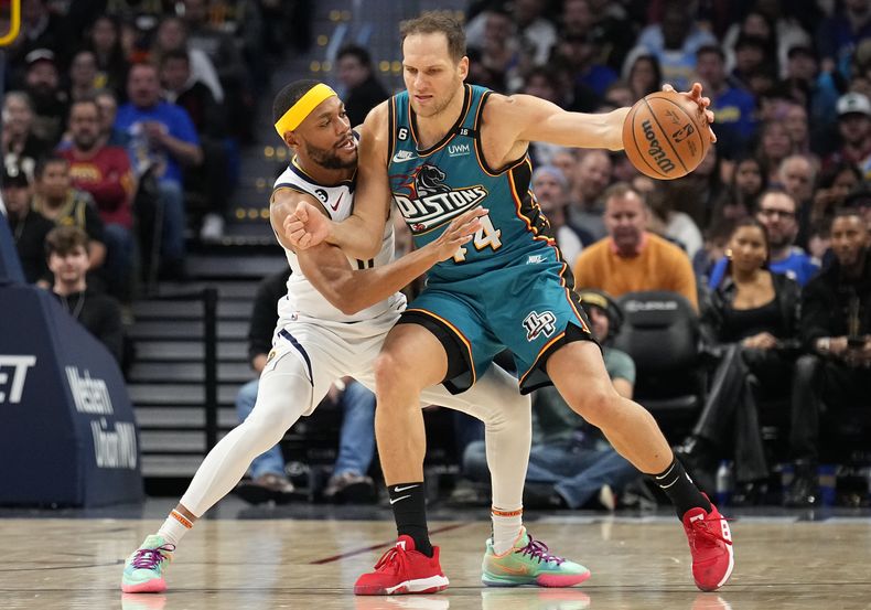 DEP-BAS PISTONS-NUGGETS