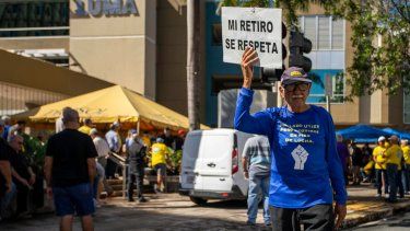 En el limbo pensionados de la AEE