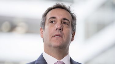 Diario: Abogado de Trump compró silencio de actriz porno