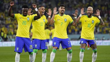 Brasil retoma la samba en el Mundial