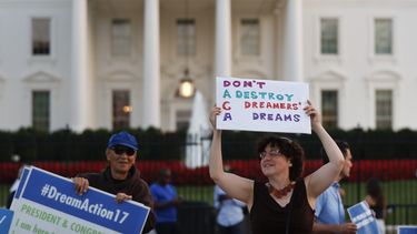 Dreamers terminan ablandando a Trump