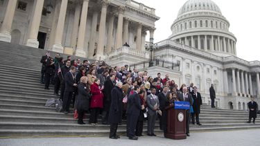 Congresistas demócratas buscan voto en inmigración