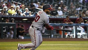 Ruiz pega 3 hits y Nacionales evitan barrida de Diamondbacks