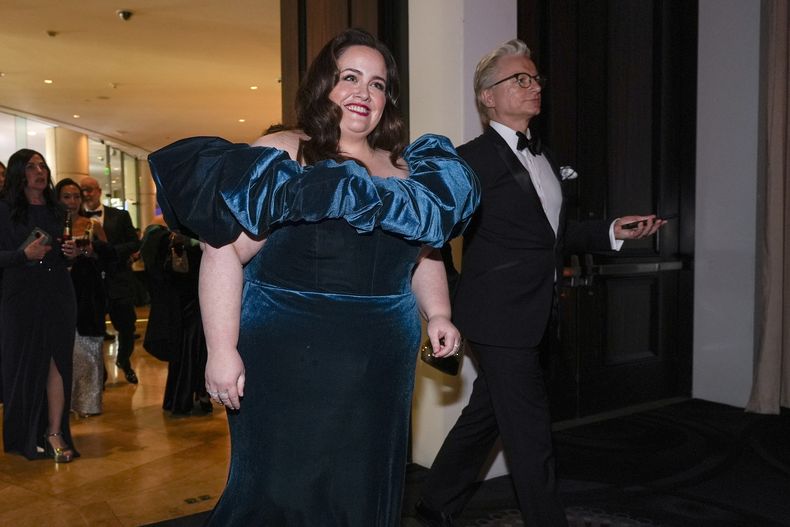 Jessica Gunning llega a la 82ª edición de los Globos de Oro el domingo 5 de enero de 2025 en el Beverly Hilton de Beverly Hills, California. (Foto AP/Chris Pizzello)