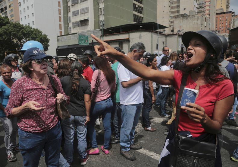 AMS-GEN_VENEZUELA-CRISIS_POLITICA-1.jpg