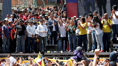 juan guaido anuncio que el 23 de febrero ingresara la ayuda humanitaria a venezuela