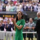ARCHIVO - Catalina, princesa de Gales, observa luego de que el español Carlos Alcaraz superó al serbio Novak Djokovic en la final varonil del torneo de tenis de Wimbledon, en Londres, el domingo 16 de julio de 2023. (AP Foto/Alberto Pezzali, Archivo)