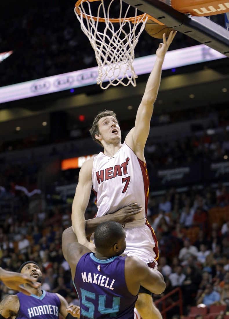 DEP-BAS_HORNETS-HEAT-0.jpg