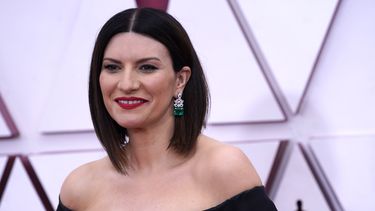 laura pausini celebrara 30 anos con 3 conciertos en 24 horas