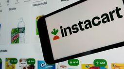 El logo de Instacart en una computadora en Nueva York, el 6 de septiembre del 2023. (AP foto/Richard Drew)