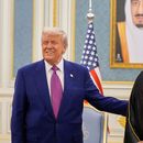 El presidente Donald Trump y el príncipe heredero saudí Mohammed bin Salman se reúnen en el Palacio Real, en Arabia Saudí, el 13 de mayo de 2025. (AP Foto/Alex Brandon, Archivo)