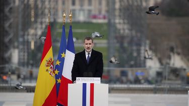 Posponen visita de reyes de España a EEUU por coronavirus