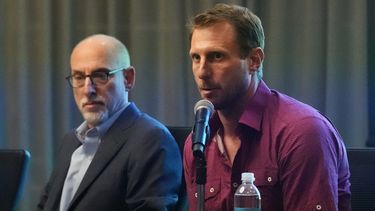 Unidos en negociaciones, peloteros se dividen tras acuerdo