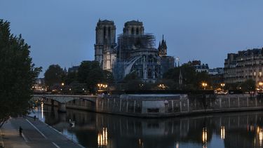 varios tesoros de notre dame se salvan del fuego