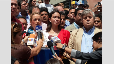 lilian tintori en la concentracion de apoyo a ledezma: maduro dictador, renuncia