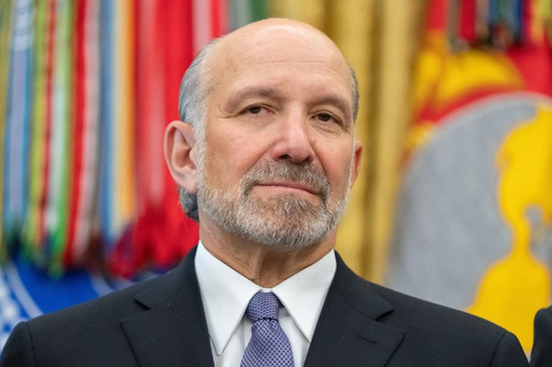 El secretario de Comercio estadounidense Howard Lutnick en la Oficina Oval en la Casa Blanca en Washington, el 23 de abril del 2026. (AP foto/Mark Schiefelbein)