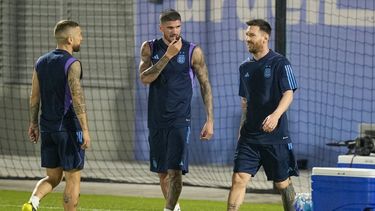 Scaloni: Messi está bien de físico y moral