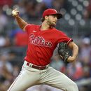 Nola lanza en blanco hasta la 9na; Filis vencen a Bravos