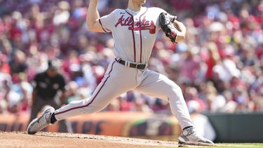 Bravos vencen 4-1 a Rojos; gran actuación de Strider