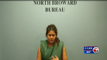 detienen a la madre de dos ninas que murieron en un incendio en pompano beach