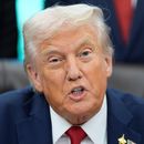 El presidente de Estados Unidos, Donald Trump, habla en la Oficina Oval en la Casa Blanca, el martes 30 de septiembre de 2025, en Washington. (AP Foto/Alex Brandon)