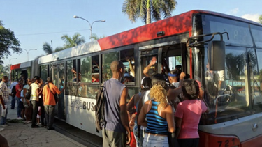 empeora el transporte publico en la habana y es solo el principio de lo que se avecina