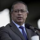 Archivo- El presidente de Colombia, Gustavo Petro, en la ceremonia de posesión del nuevo comandante del Ejército, en la base y academia militar José María Córdoba, en Bogotá, Colombia, el viernes 31 de mayo de 2024. Petro designó el miércoles 3 de julio de 2024 a Juan Fernando Cristo como nuevo ministro del Interior, quien tendrá la responsabilidad de impulsar sus ambiciosas reformas sociales en el Congreso. (AP Foto/Iván Valencia, Archivo)
