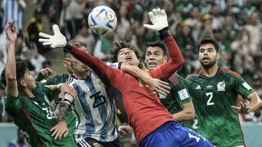 México se estrella con Argentina... otra vez