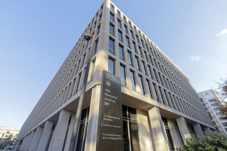 El edificio del Departamento de Educación de EEUU, en Washington, el 3 de diciembre de 2024. (AP Foto/José Luis Magaña, Archivo)